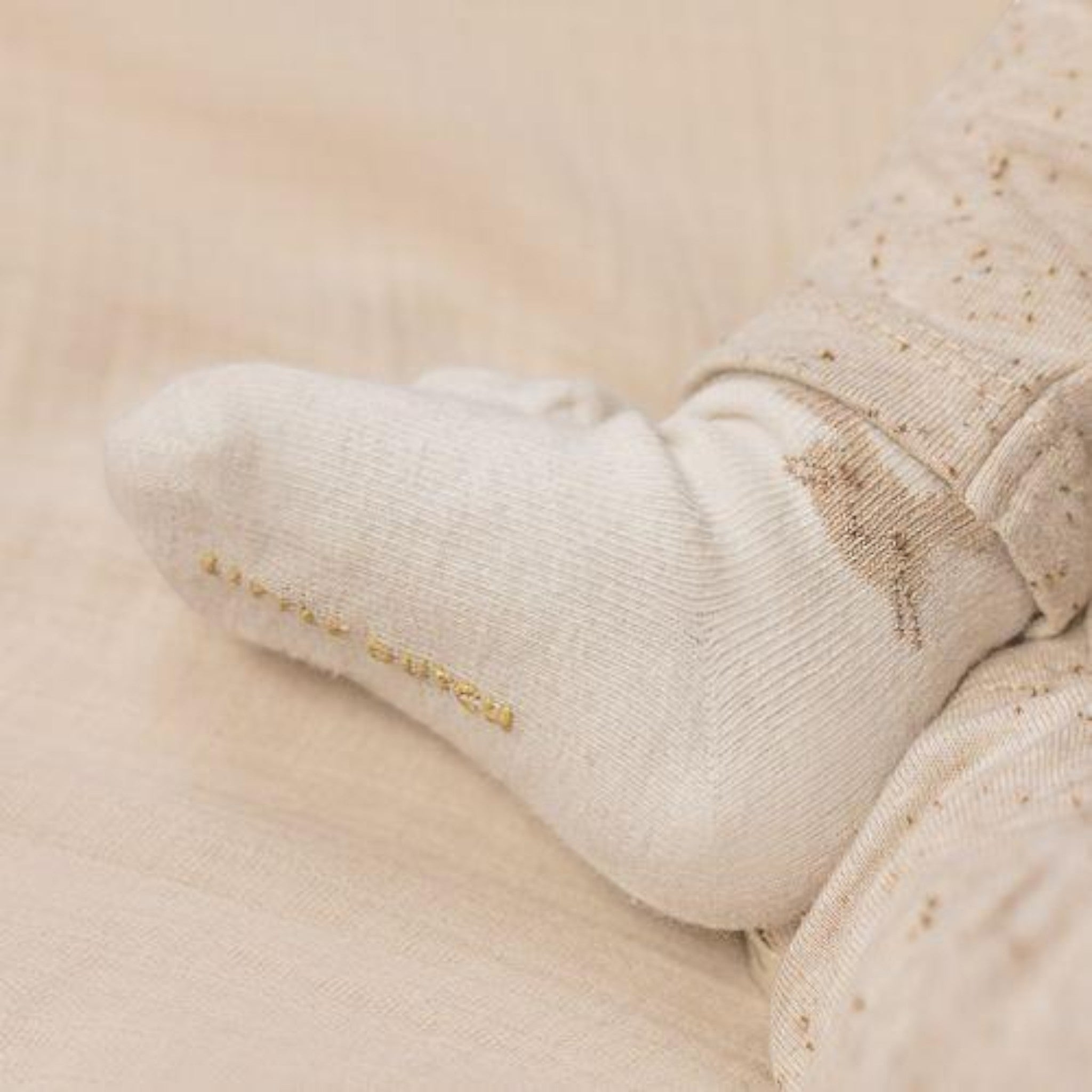 Socks in a pack of 3, Brown CL24229002