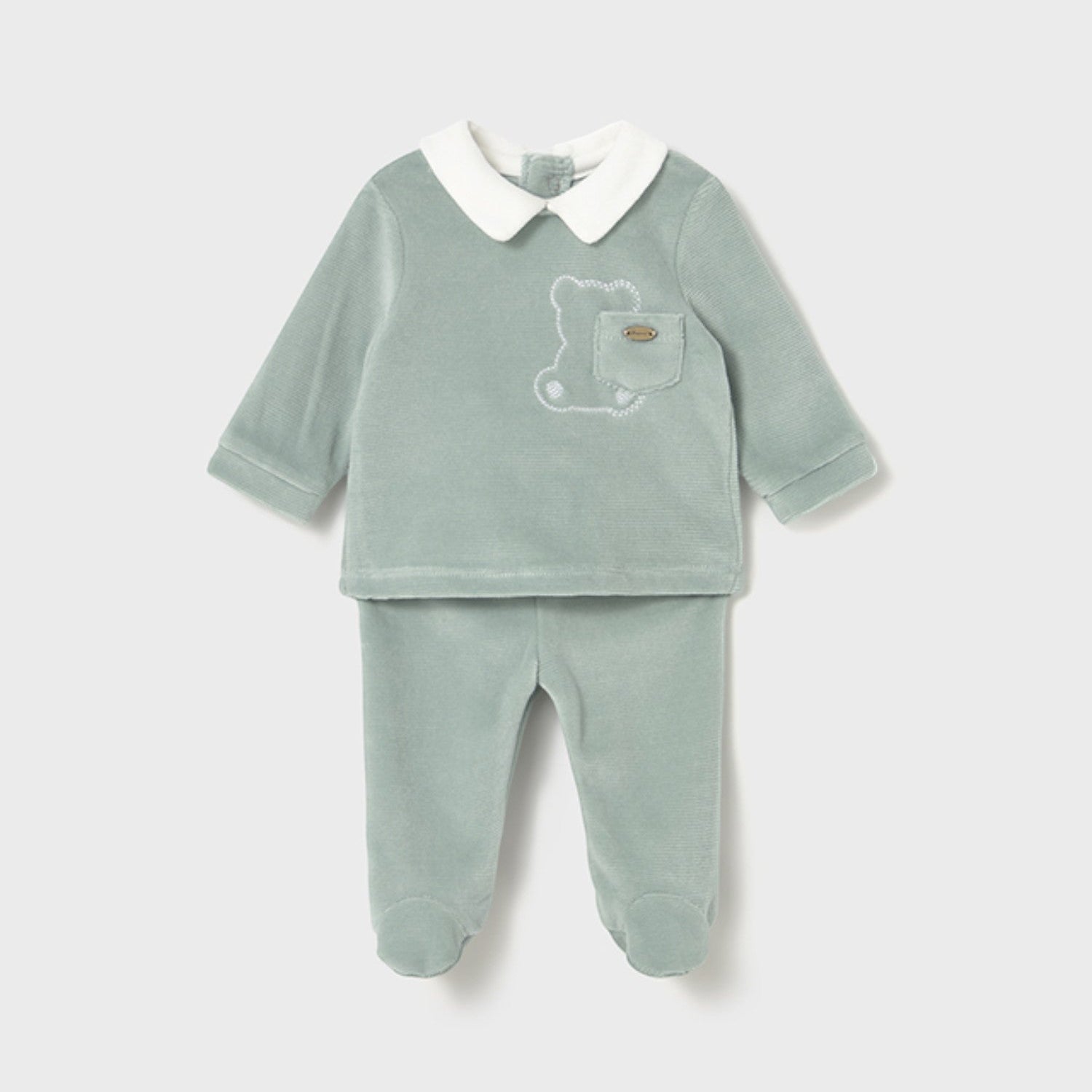 Newborn baby's complete outfit, SKY 2562/67