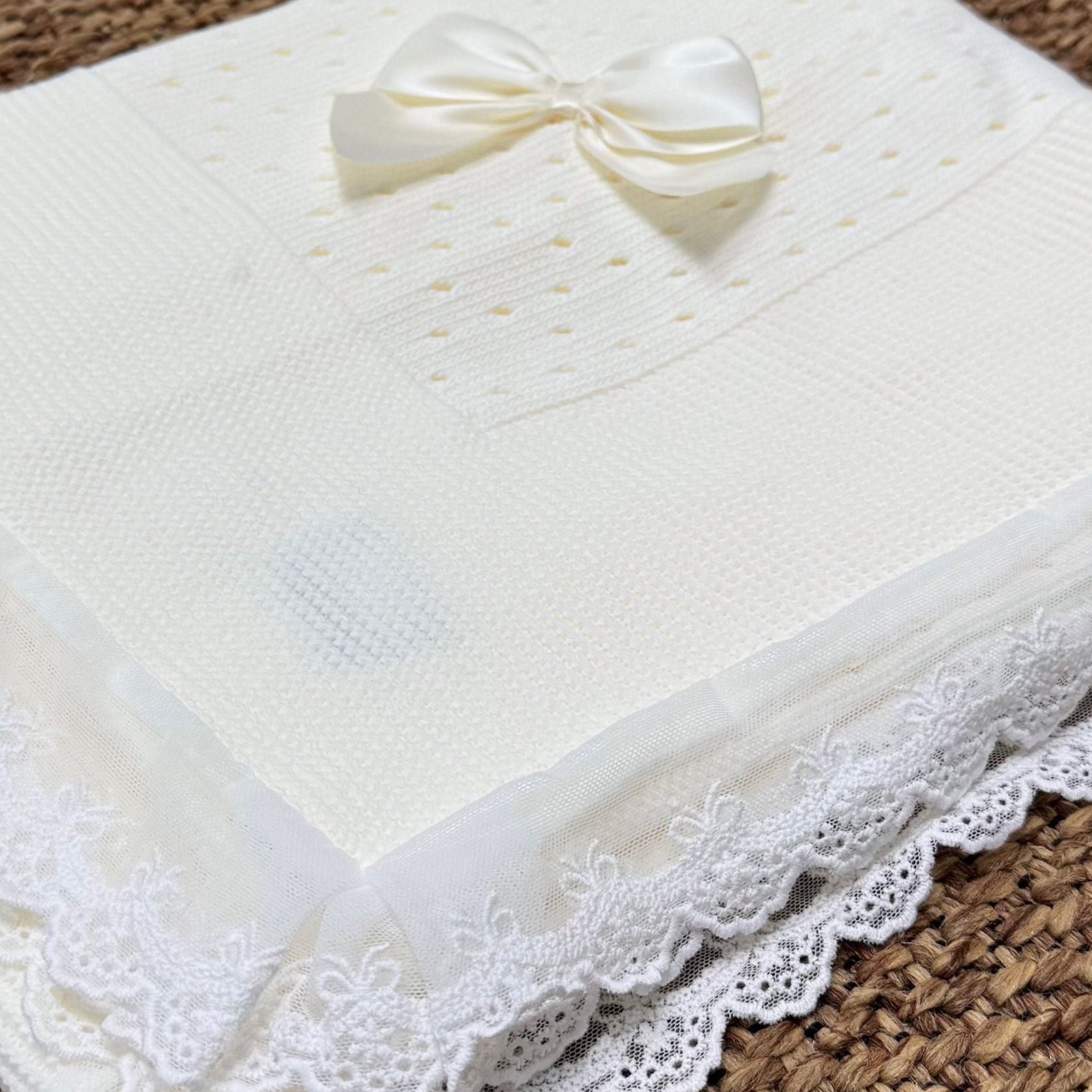 White Blanket 3/874