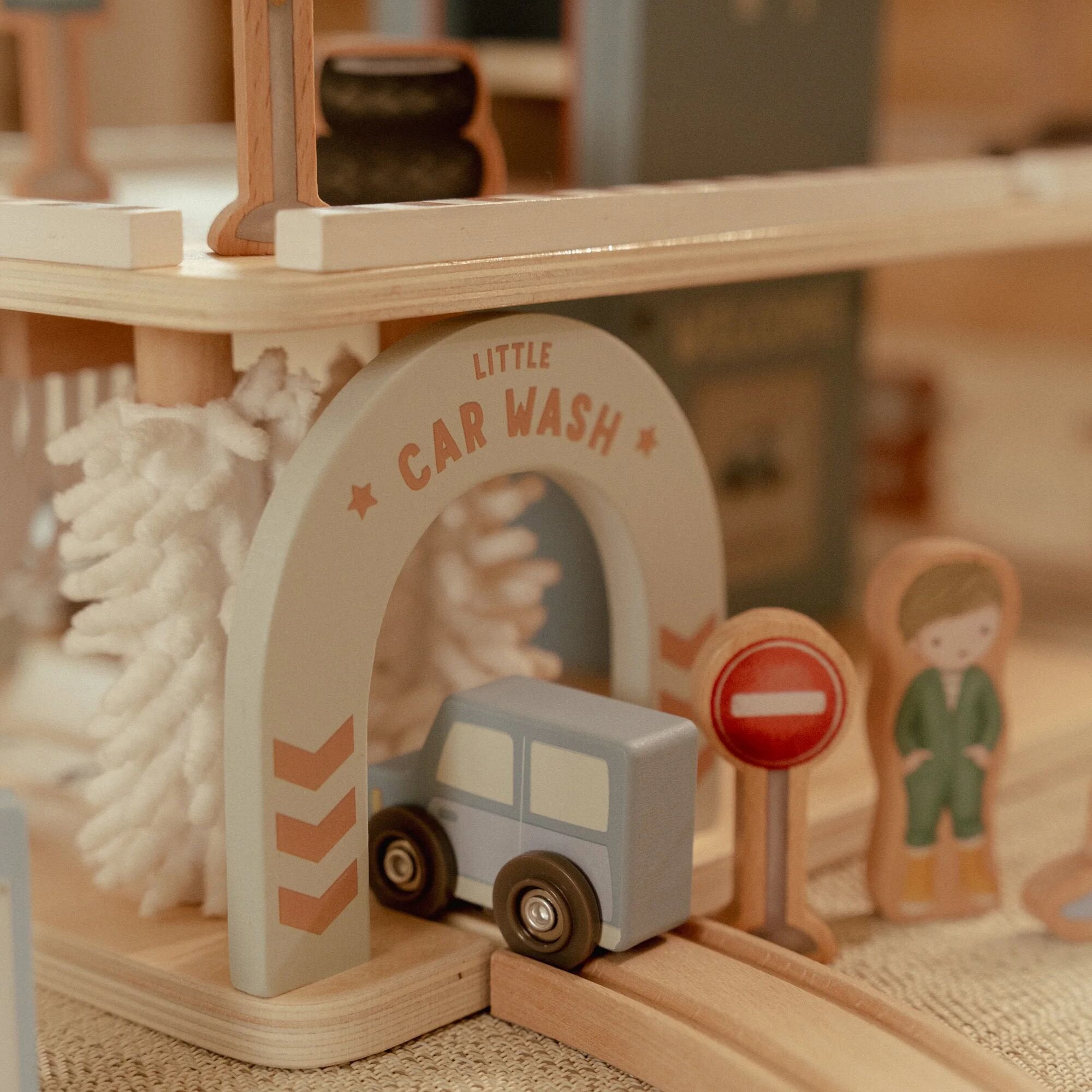 Multicolor Wooden Garage LD2534