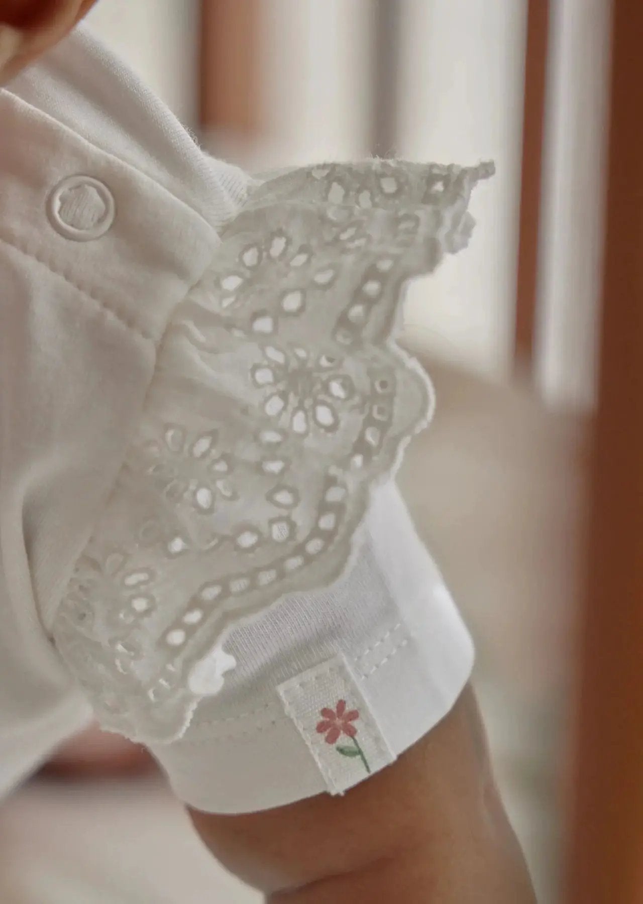 T-shirt Bimba Bianco CL26021202 by LITTLE DUTCH