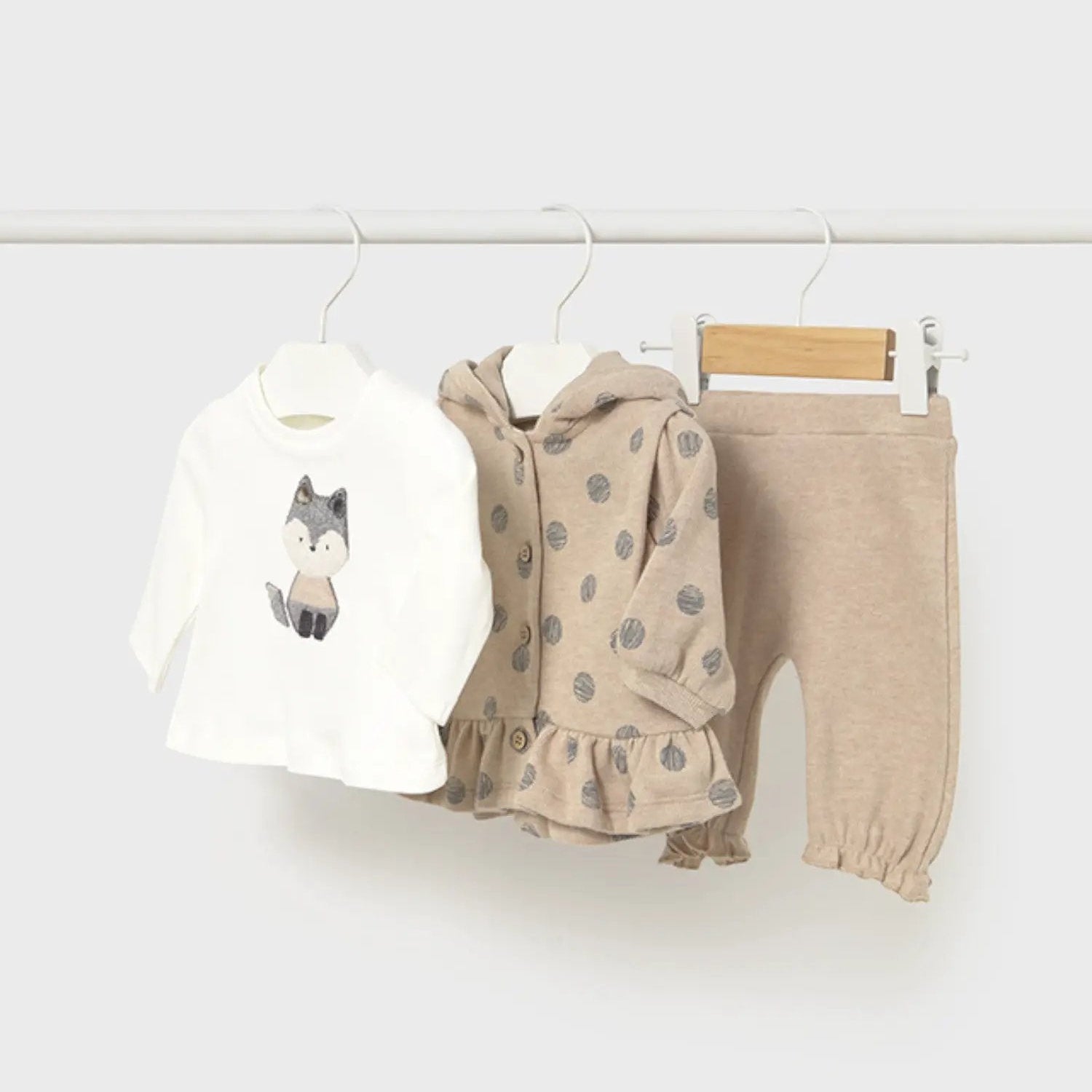 Completo Bimba Beige 2608/14 by MAYORAL