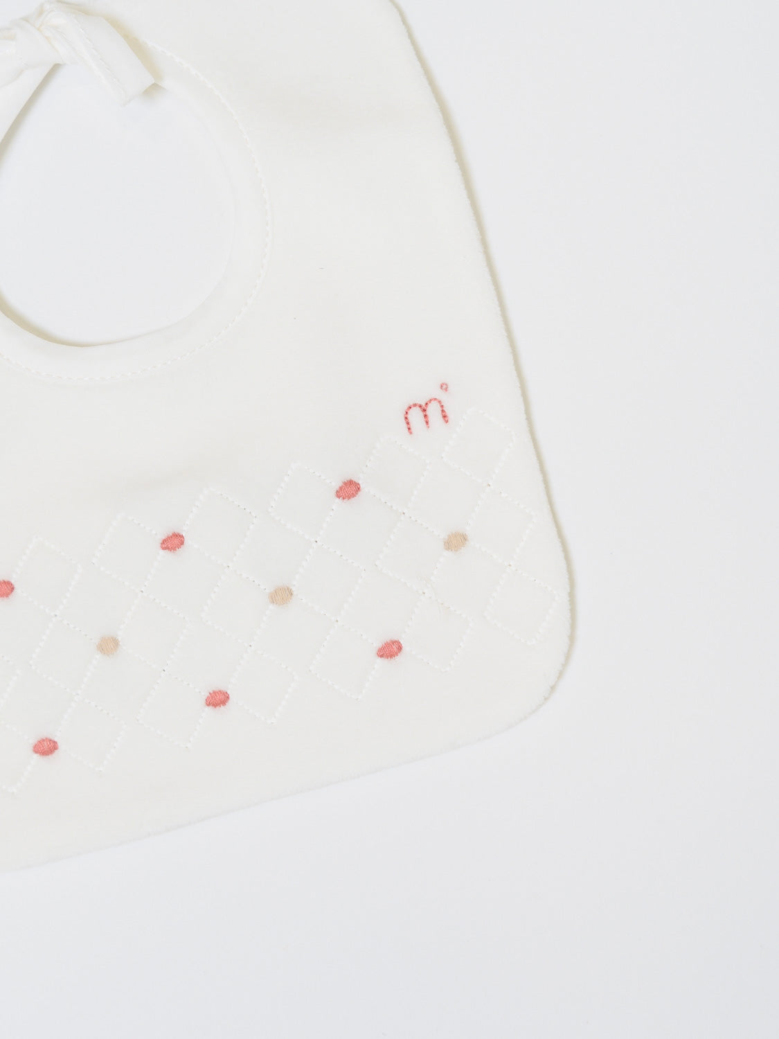 Newborn Bib Vanilla IN71BAV/R