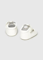 Scarpette Bimbo Avorio 9082/88 by MAYORAL