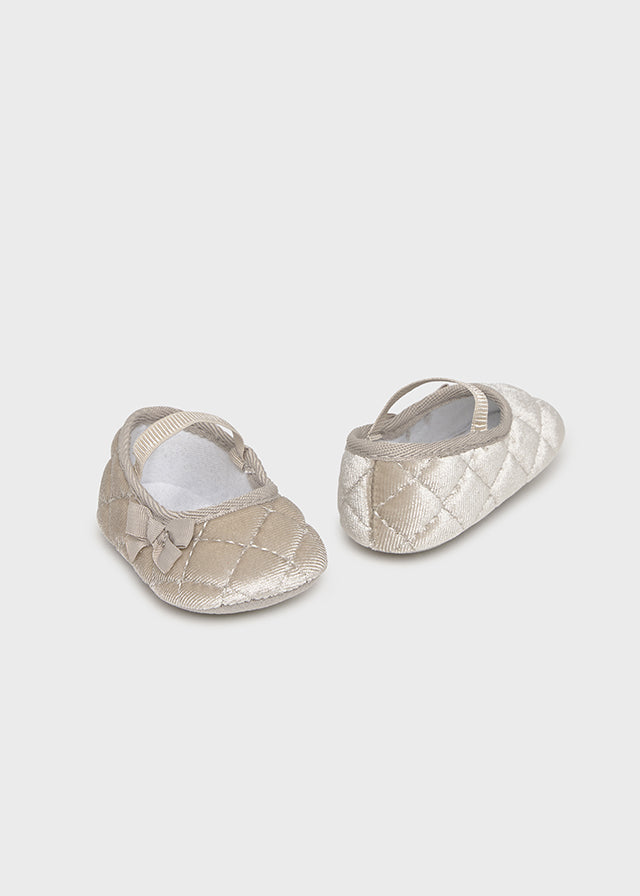 Zapatitos Bailarina Recién Nacida Beige Terciopelo 9964/95